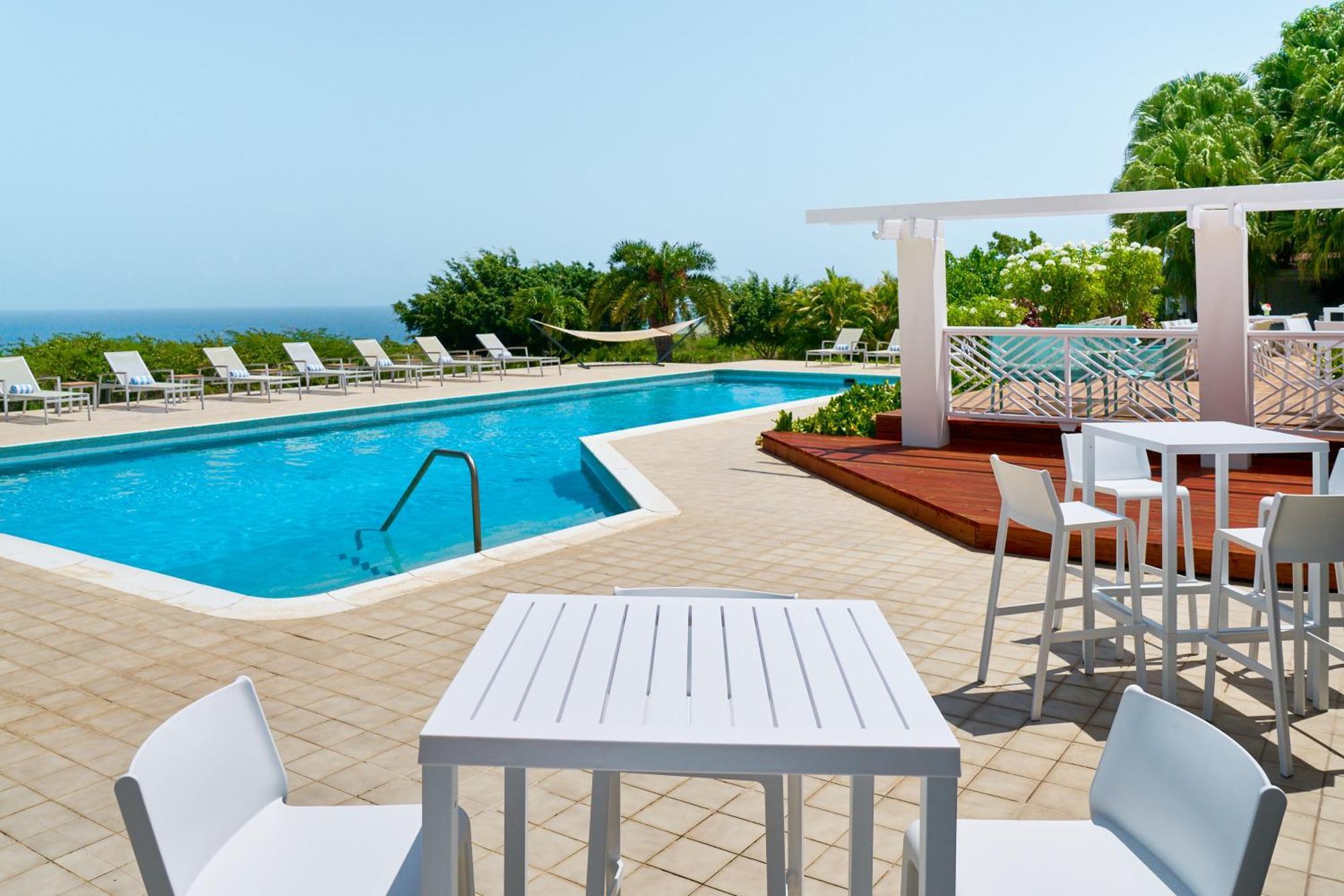 Mount Nevis Hotel מראה חיצוני תמונה
